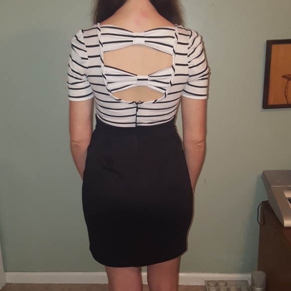Charlotte Russe Striped Bow Back Cutout Dress - Picture 2 of 5